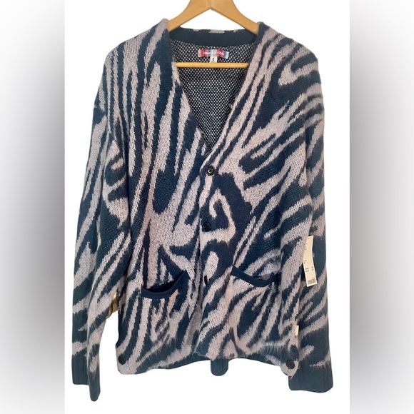Urban Outfitters Cardigan Sweater Medium Fuzzy Animal Print NWT New Lagenlook - Picture 1 of 12